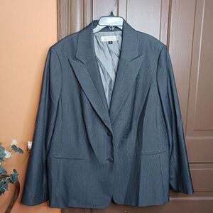 Tahari Women's size 18W Grey Blazer Jacket Stripes